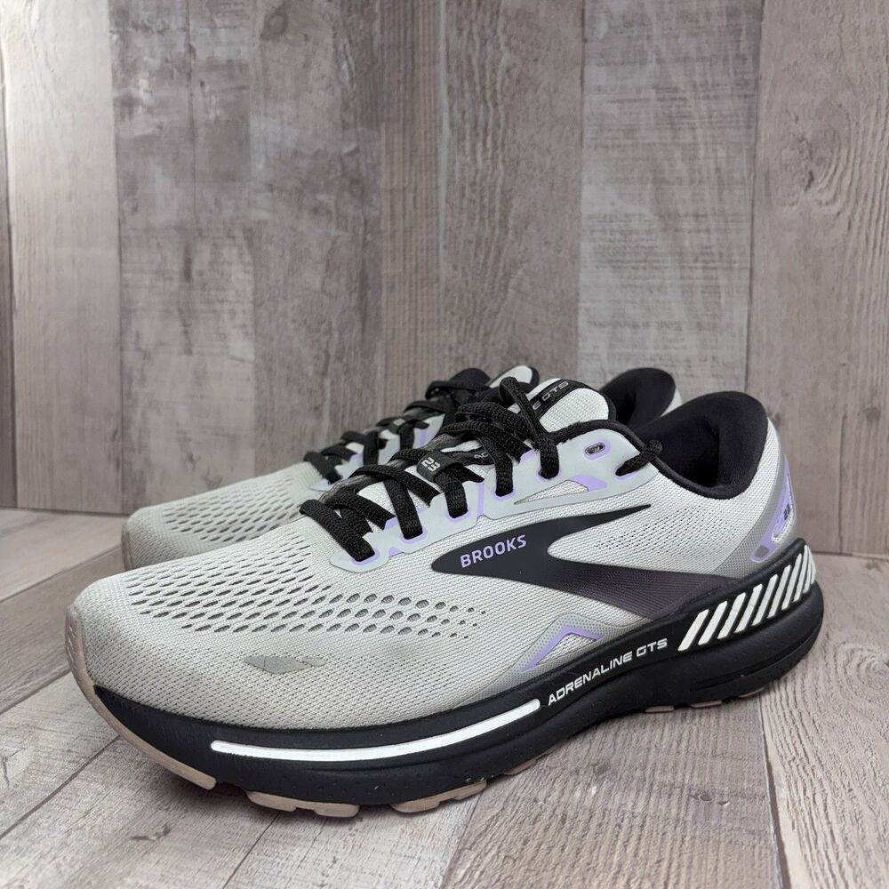 Brooks Adrenaline GTS 23 Womens Size 8 Wide Running Shoes Athletic Sneakers Gray